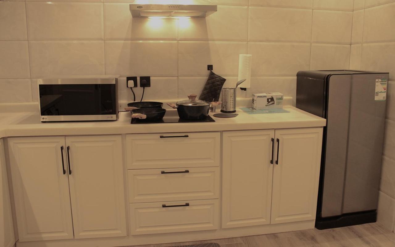 Cozy Apartment, Two Bedroom, Full Kitchen Riyadh Exterior photo